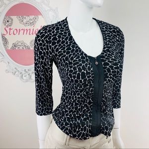 MSK / Black White Giraffe Rhinestone Zip Up